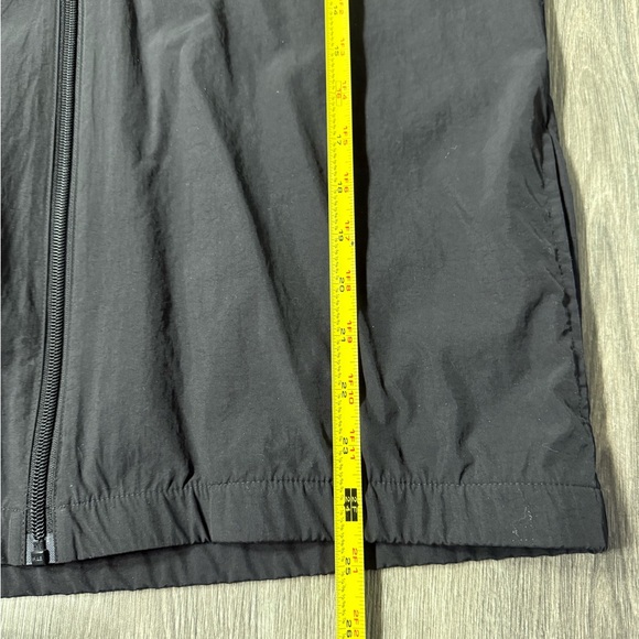 PINK Black Lightweight Zip Jacket w Hood NWT S/M Victoria Secret Windbreaker - Picture 7 of 8